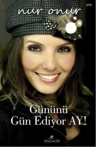 Gününü Gün Ediyor Ay!