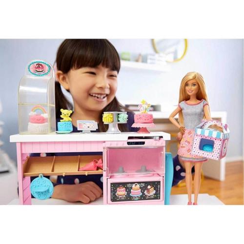 Barbie'nin Pasta Dükkanı Oyun Seti GFP59