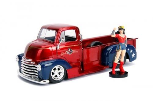 DC Bombshells 1952 Chevy COE Pickup 1:24 3225010