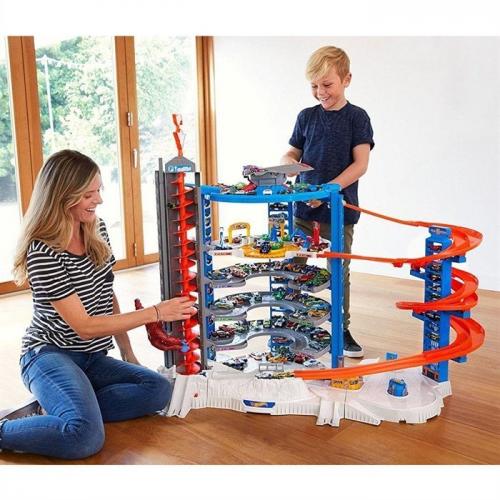 Hot Wheels Mega Garaj Dev Kule Oyun Seti FDF25