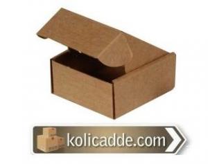 Kilitli Kraft Kutu 10x10x4,5 cm. Kilitli Kraft Kutu 10x10x4,5 cm.