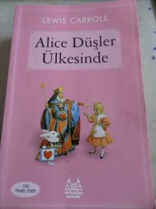Alice Düşler Ülkesinde