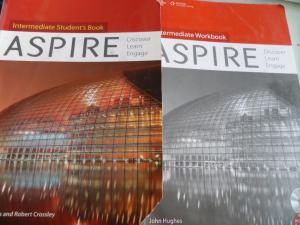 Aspire Intermediate Student's Book + Workbook Aspire Intermediate Student's Book + Workbook