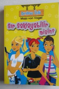 Ayrılmaz Üçlü 1 - Sır Saklayabilir Misin?