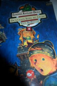 Ejderha Avcıları Okulu 8 - Dünyanın Sonu mu Geldi ?