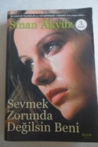 Sevmek Zorunda Değilsin Beni