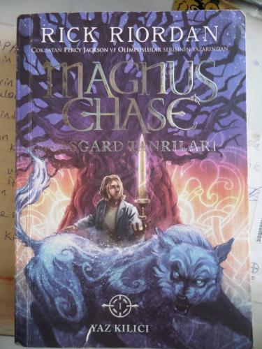 Magnus Chase ve Asgard Tanrıları - Yaz Kılıcı Rick Riordan