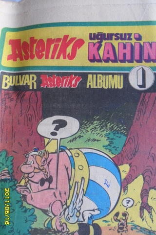 Asteriks Albüm / 1 - Uğursuz Kahin