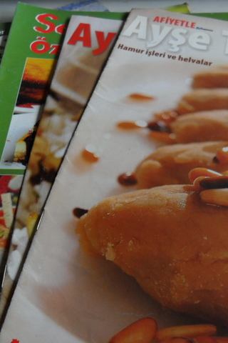 Ayşe Tüter'in Mutfağından (5 Adet)