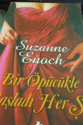 Bir Öpücükle Başladı Her Şey Suzanne Enach