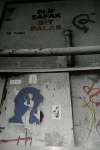 Bit Palas Elif Şafak