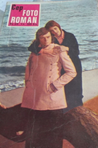 Cep Foto Roman 318 / Ve Seni Seviyorum