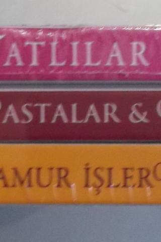 Emine Beder Yemek Kitabı Seti (3 Adet) Emine Beder Emine Beder Yemek Kitabı Seti (3 Adet) Emine Beder