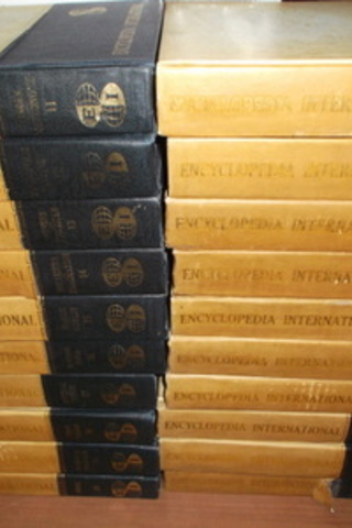 Encyclopedia International 20 Cilt Takım ( Ciltli )