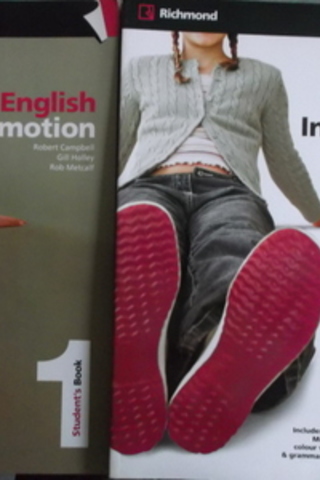 English In Motion 1 ( Studet's Book+ Workbook ) Robert Campbell