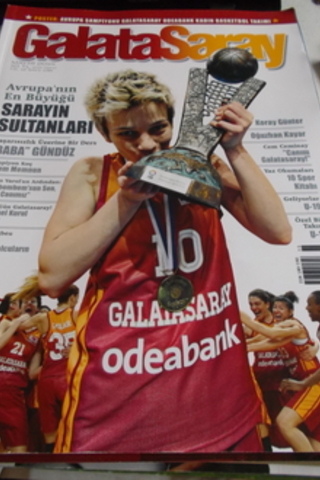 Galatasaray Dergisi 2014 / 136