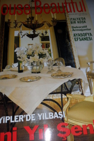 House Beatiful 2000 / 30