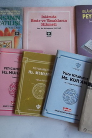 İslam Kitapları / 8 Adet