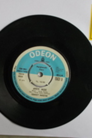 İsmet Nedim / 45'lik PLAK