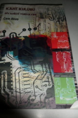 Kant Kulübü Piyanisti Vurmayın Cem Akaş