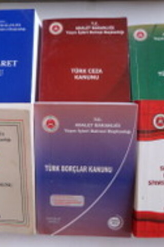 Kanun Kitapları / 6 Adet