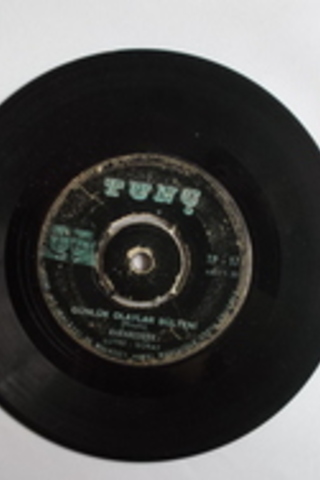 Karakediler Lütfü - Güray / 45'lik PLAK