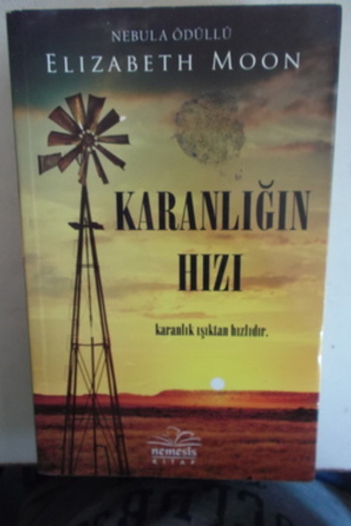 Karanlığın Hızı Elizabeth Moon