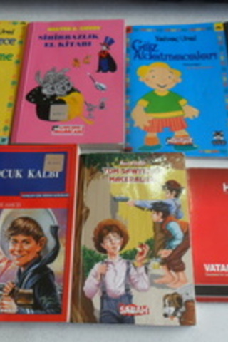 Kelepir Kitap Seti / 8 Adet