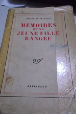 Memoires D'une Jeune Fille Rangee Simone De Beauvoir