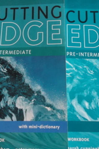 New Cutting Edge Pre-Intermediate ( Students' Book + Workbook ) Sarah 
