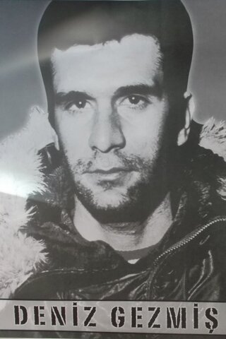 Poster / Deniz Gezmiş