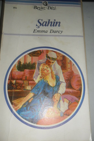 Şahin - 592 Emma Darcy