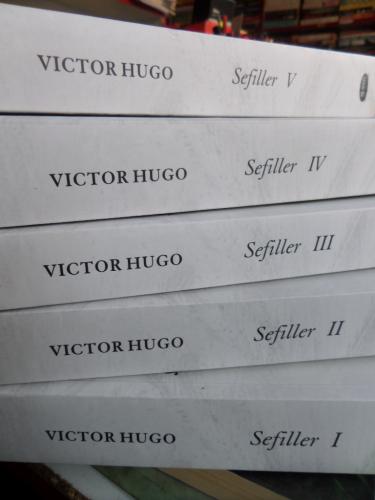 Sefiller / 5 Cilt Takım Victor Hugo