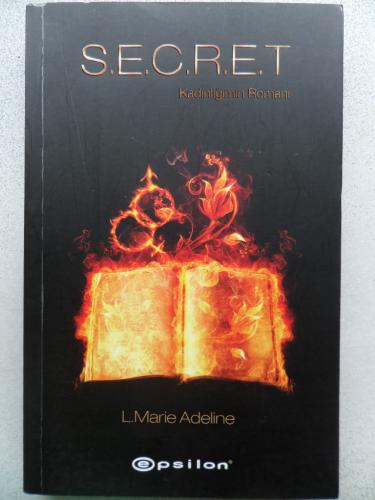 S.E.C.R.E.T Kadınlığımın Romanı L. Marie Adeline