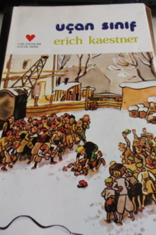 Uçan Sınıf Erich Kastner