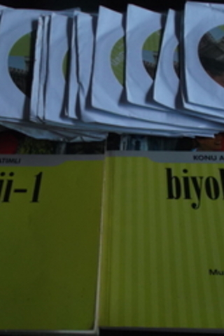 Ünidersite Biyoloji Kitap ve CD'leri / 29 Adet