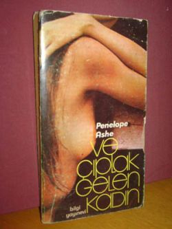 Ve Çıplak Gelen Kadın Penelope Ashe