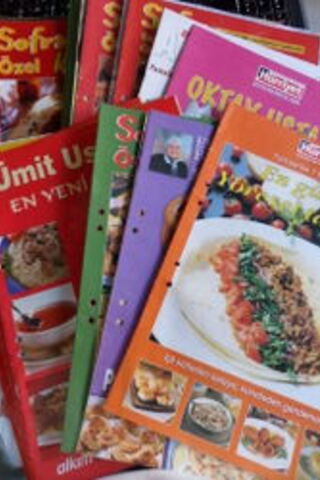 Yemek Tarifleri Dergisi / 32 Adet Yemek Tarifleri Dergisi / 32 Adet