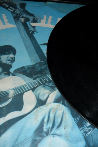 Zeme Je Kulata /PLAK